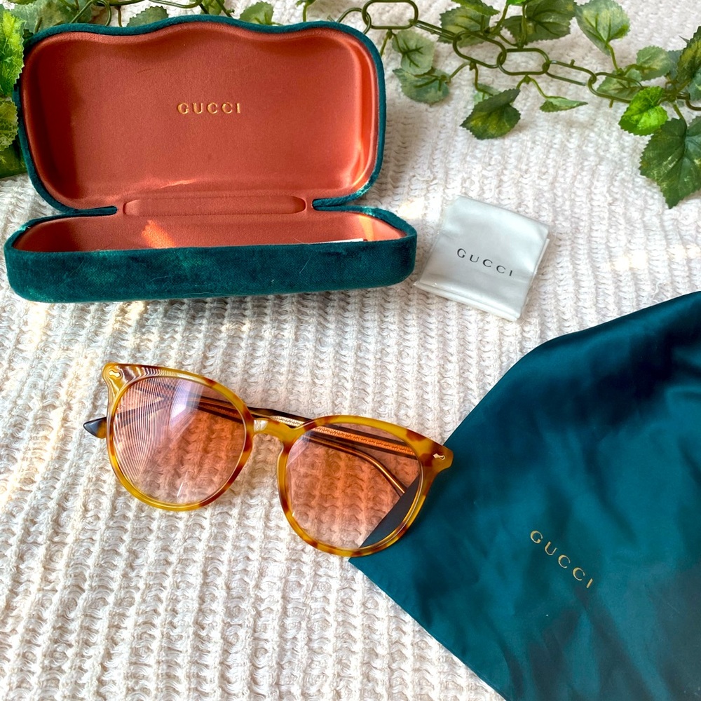 Authentic Rea Gucci Glasses. Retro Sunglasses.